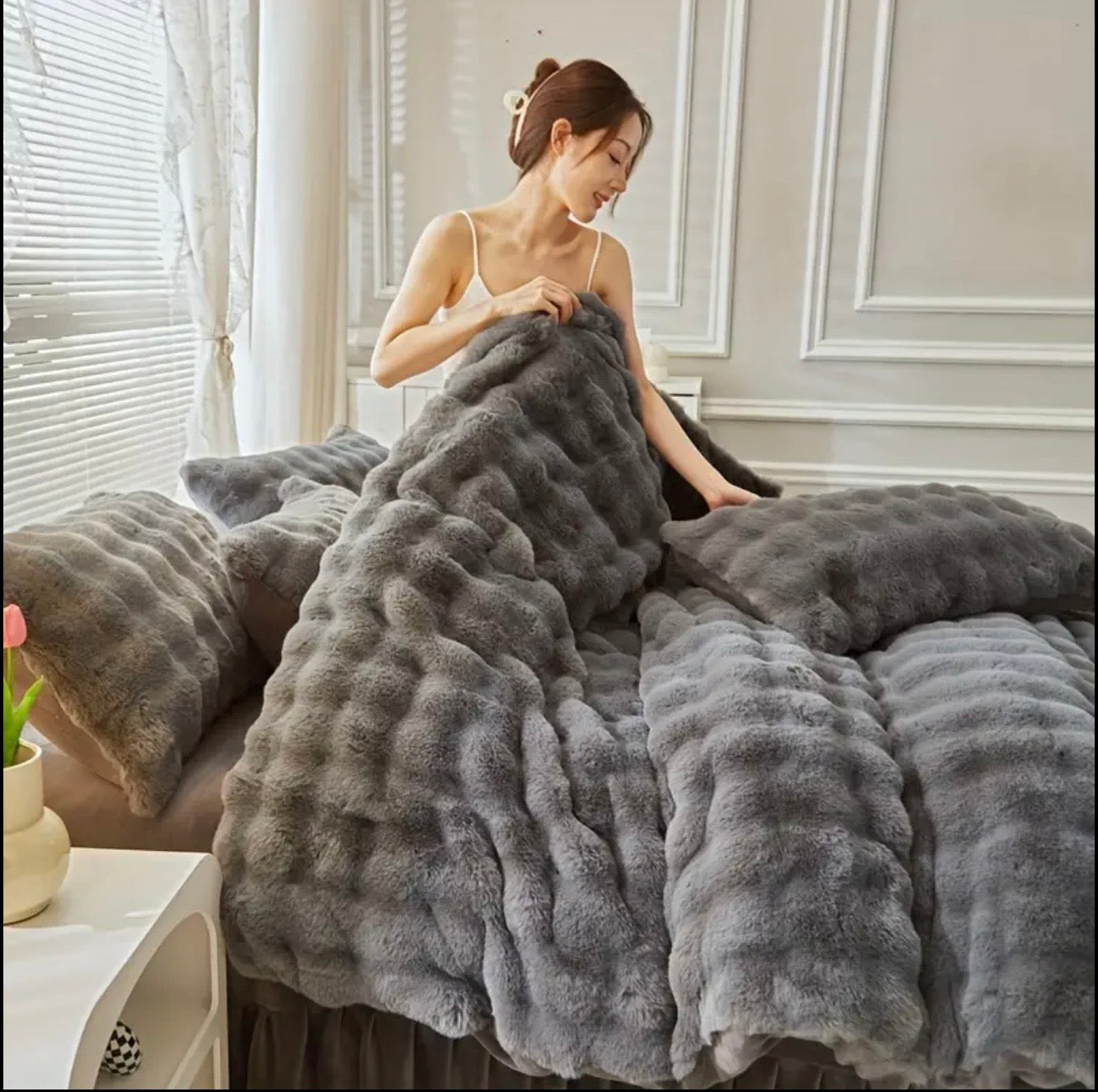 Couverture d'hiver épaisse et chaude en peluche de faux lapin au lait