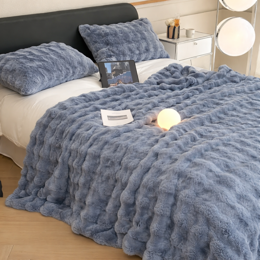 Couverture d'hiver épaisse et chaude en peluche de faux lapin au lait